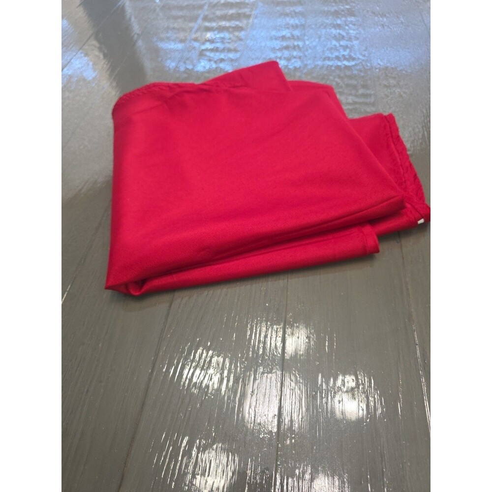 Round Waterproof Tablecloth, Stain Resistant Washable Polyester Red, 90 inch - Picture 3 of 4